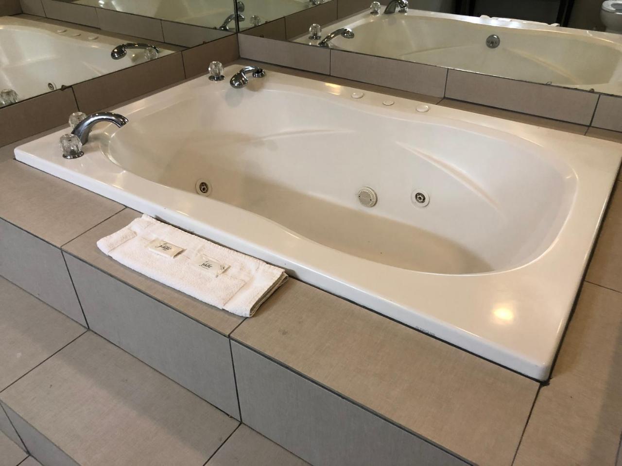 Deerfield Inn And Suites - Fairview Ngoại thất bức ảnh